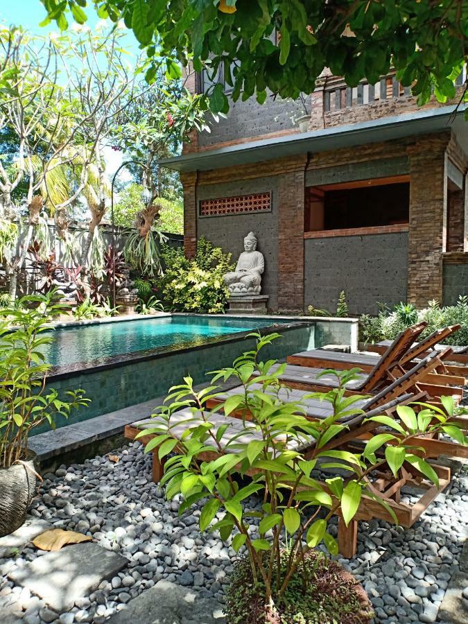 Homestay Pondok Narita *